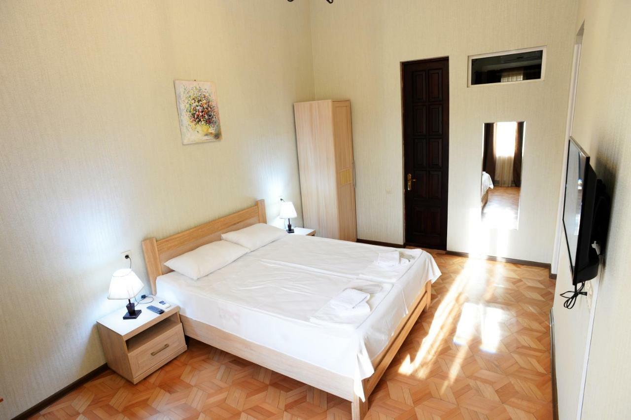 Bees Apartment Tbilisi Zewnętrze zdjęcie